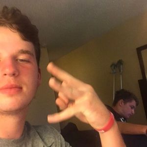 Meet your Posher, Mitchel